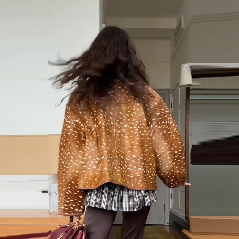 Krótka kurtka w stylu retro z  – Women'S Fashion Edgy recenzja i cena